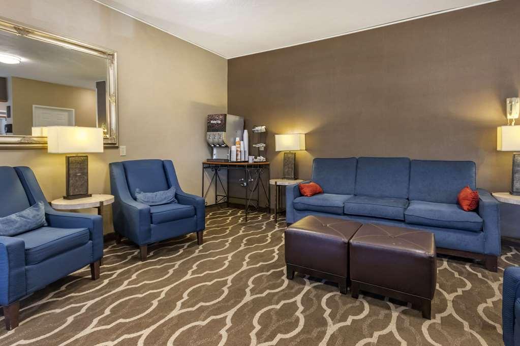 Comfort Inn Great Falls Central Interior photo